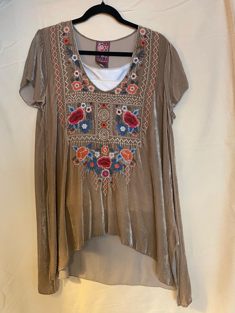 Johnny Was Boho Embroidered V-Neck Tunic Top - Taupe with Floral Embroidery